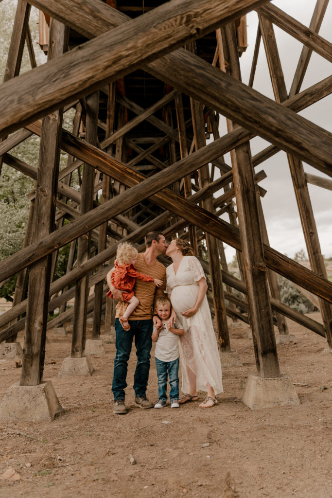 Family photography session at brasada ranch oregon