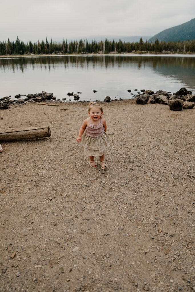 Family Photos at Sparks Lake Bend Oregon