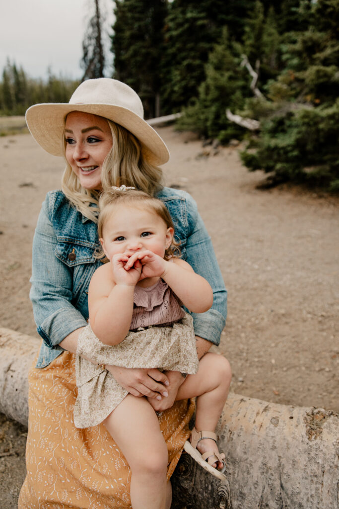 lifestyle family photos sparks lake