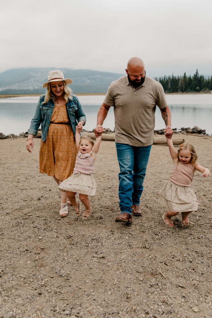 Family Photos at Sparks Lake Bend Oregon